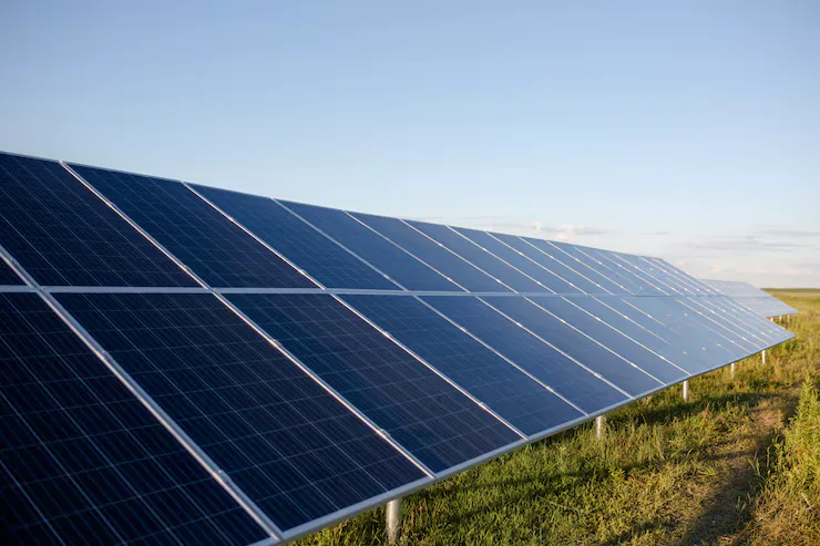 Installazione pannelli solari a Sala Bolognese — Greentech Impianti Fotovoltaici Industriali
