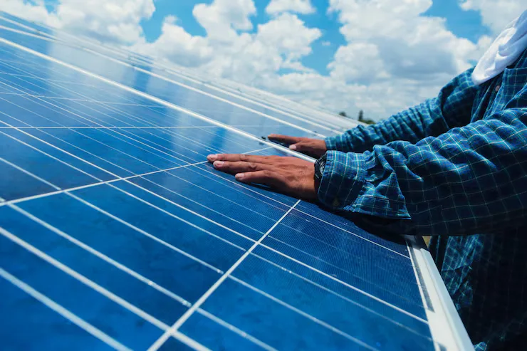 Installazione pannelli solari a Casoria — ECOTECNO GROUP S.R.L.